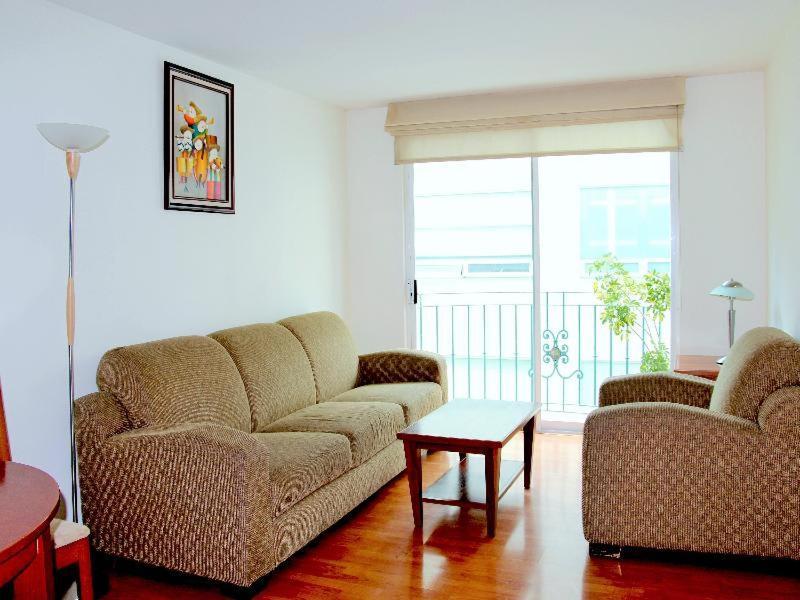 Residence L'Heritage Aristoteles 140 By Bluebay Mexico City Room photo